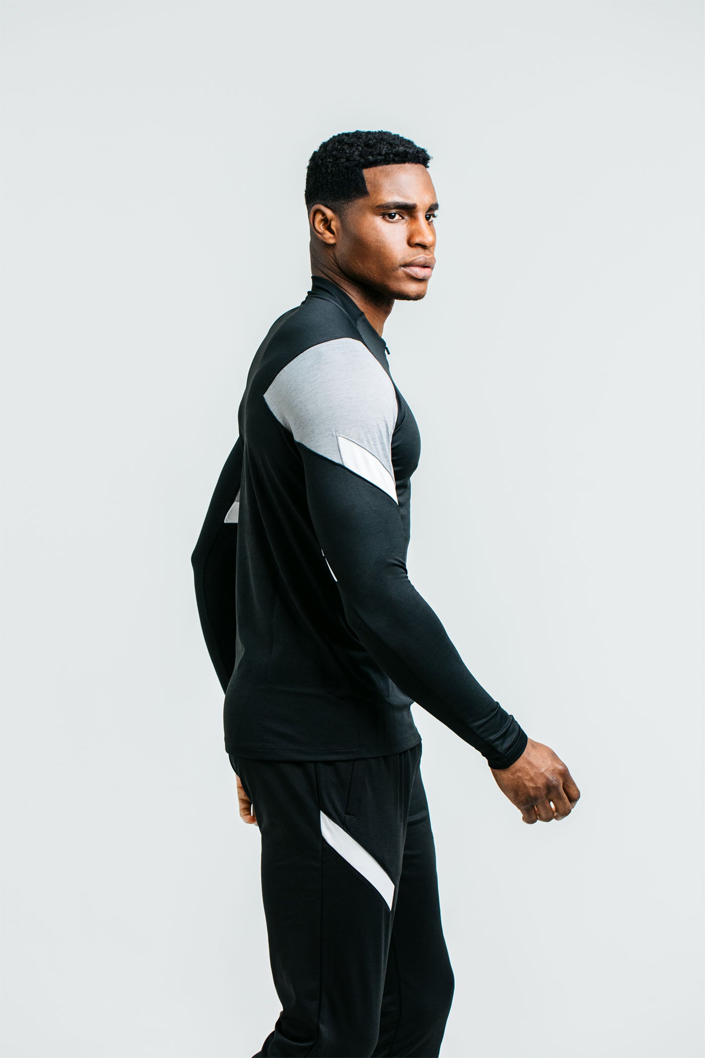 Elite Top In Black - Gain The Edge Official