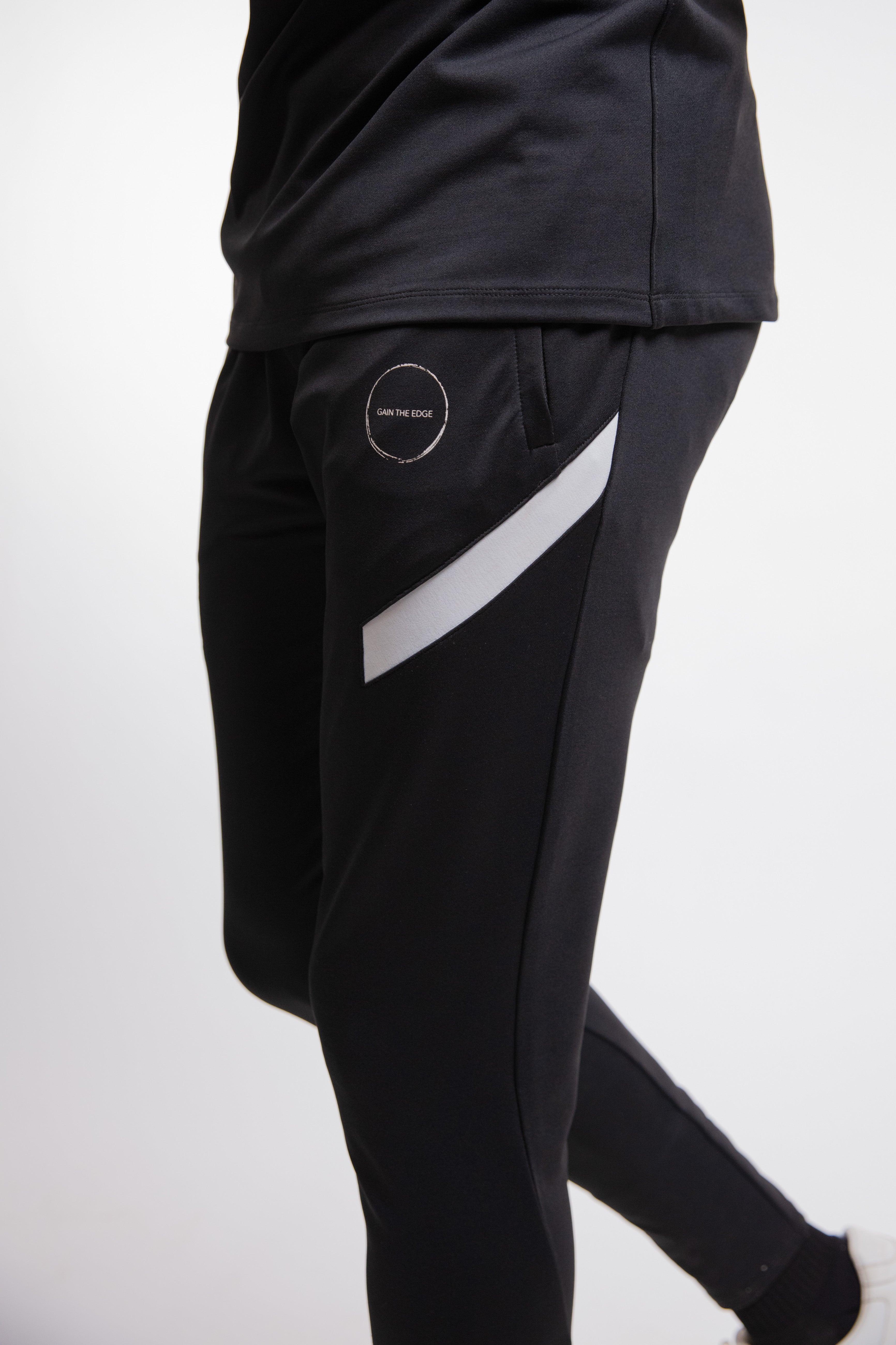 Elite Training Pant In Black & White - Gain The Edge Official