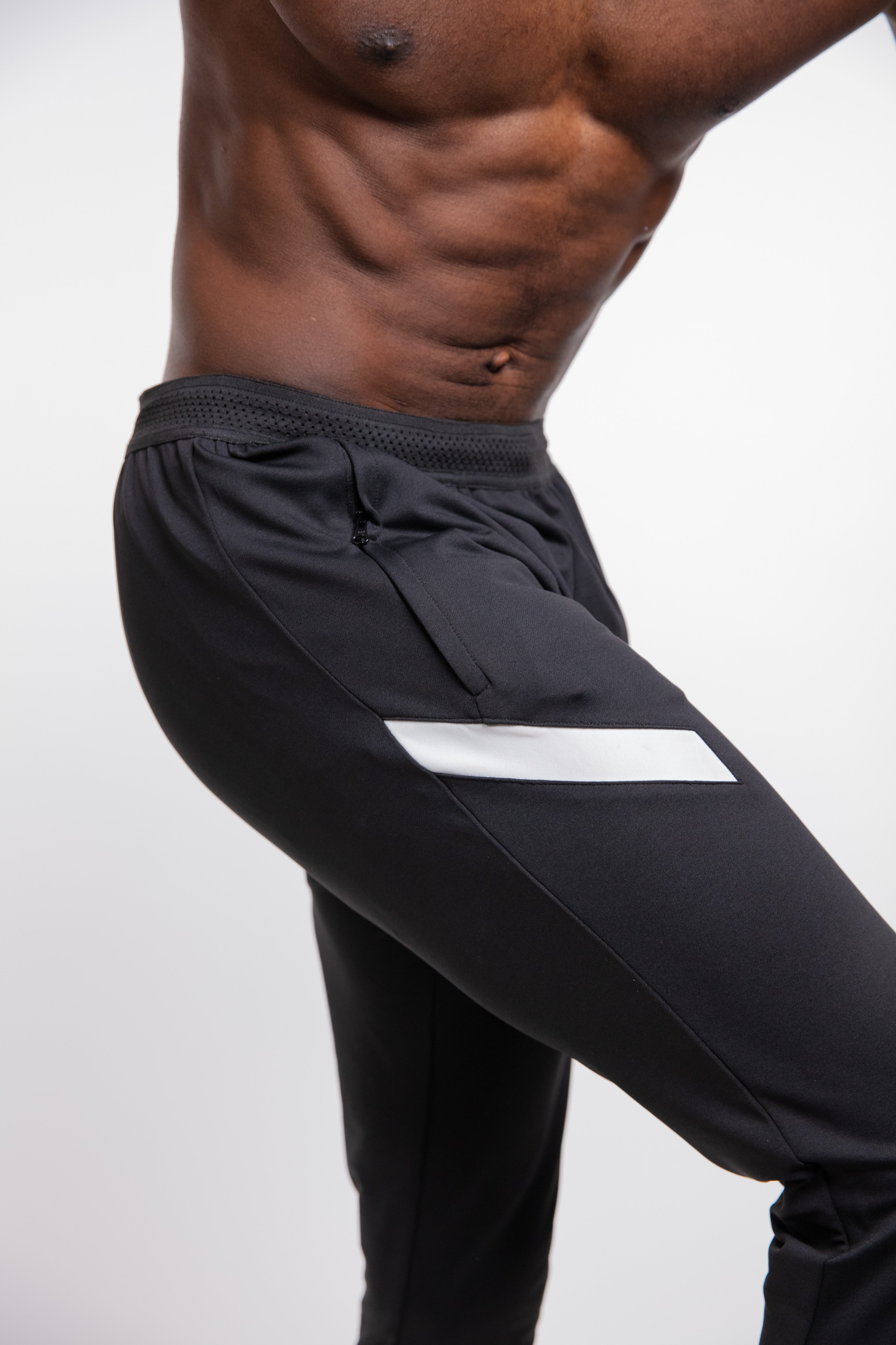 Elite Training Pant In Black & White - Gain The Edge Official